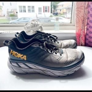 Running shoes Clifton 6 | HOKA